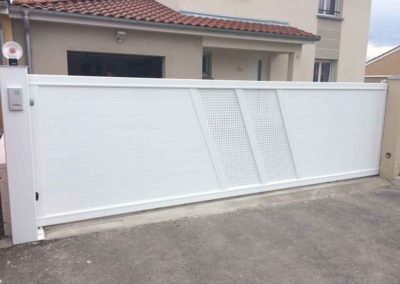 PORTAIL-ALU-MODERNE